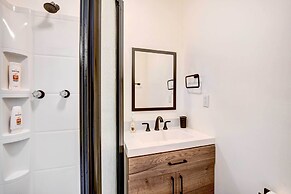 Private Pool & Spa: Stylish Palm Springs Home!