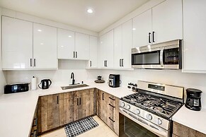 Private Pool & Spa: Stylish Palm Springs Home!