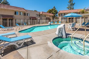 2 Mi to Coachella & Stagecoach: Condo w/ Pool