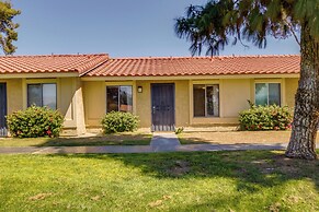 2 Mi to Coachella & Stagecoach: Condo w/ Pool