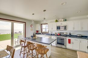 La Petit Maison - Lakefront Oshkosh Home!