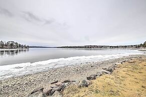 Condo w/ Rangeley Lake Views: 10 Mi to Saddleback!