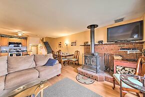 Condo w/ Rangeley Lake Views: 10 Mi to Saddleback!
