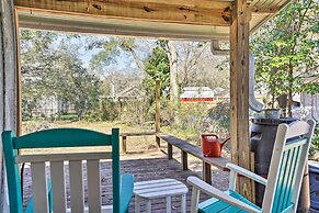Cozy North Charleston Getaway w/ Fire Pit!