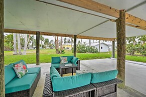 Everglades Getaway w/ Deck & Water Views!