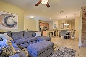 Poolside Oasis in Paradise Palms: 6 Mi to Disney!