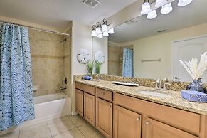 Poolside Oasis in Paradise Palms: 6 Mi to Disney!