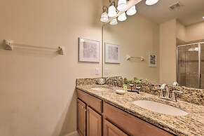 Poolside Oasis in Paradise Palms: 6 Mi to Disney!