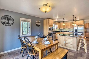 Jefferson Cabin w/ Fire Pit & Sauna Near Hiking!