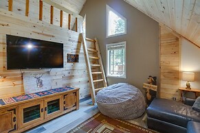 Jefferson Cabin w/ Fire Pit & Sauna Near Hiking!
