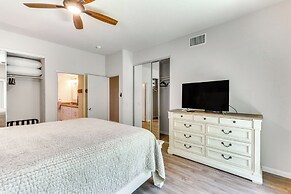 Golfer's Paradise: Gem w/ Hot Tub in La Quinta