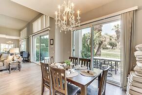 Golfer's Paradise: Gem w/ Hot Tub in La Quinta