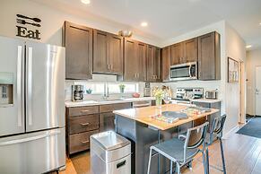 Steps to Conquest Ski Lift: Granby Home w/ Grill