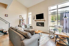 Steps to Conquest Ski Lift: Granby Home w/ Grill