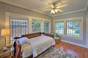 Corpus Christi Home w/ Pool & Hot Tub: Walk to Bay