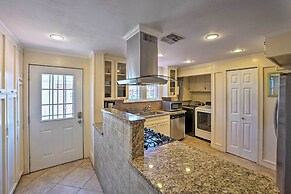 Corpus Christi Home w/ Pool & Hot Tub: Walk to Bay