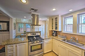 Corpus Christi Home w/ Pool & Hot Tub: Walk to Bay