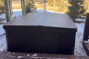 Private Hot Tub: Family Townhome in Breckenridge