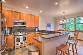 Private Hot Tub: Family Townhome in Breckenridge