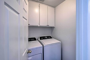 Oceanside Home w/ Rooftop Patio - Steps to Beach!