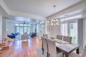 Oceanside Home w/ Rooftop Patio - Steps to Beach!