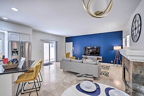 Oceanside Home w/ Rooftop Patio - Steps to Beach!