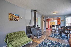 Downtown Home - 12 Mi to Black Canyon Natl Park!