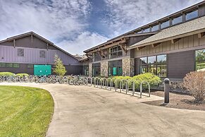 Northwest Sunriver Getaway w/ Community Amenities!