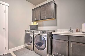 Northwest Sunriver Getaway w/ Community Amenities!