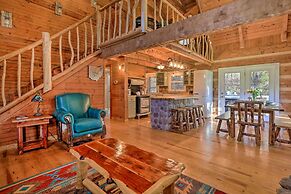 Luxe Dog-friendly Cabin w/ Hot Tub & Game Room