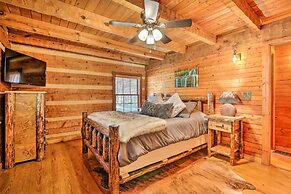 Luxe Dog-friendly Cabin w/ Hot Tub & Game Room