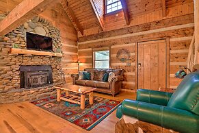 Luxe Dog-friendly Cabin w/ Hot Tub & Game Room