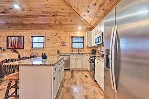 Luxe Cabin w/ Hot Tub, Theater, Pool Table, Arcade