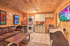 Luxe Cabin w/ Hot Tub, Theater, Pool Table, Arcade