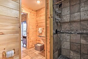 Luxe Cabin w/ Hot Tub, Theater, Pool Table, Arcade