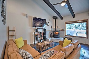 Epic Mammoth Lakes Getaway w/ Shared Pool, Hot Tub