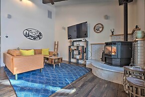 Epic Mammoth Lakes Getaway w/ Shared Pool, Hot Tub