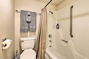 Lakefront Condo w/ Mtn Views in Dillon!