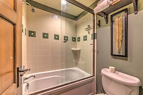 Central Mammoth Lakes Townhome ~ 1 Mi to Slopes