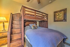 Central Mammoth Lakes Townhome ~ 1 Mi to Slopes