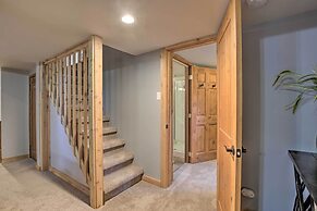 The Sundance Cottage w/ Patio - Near Mt Hood!