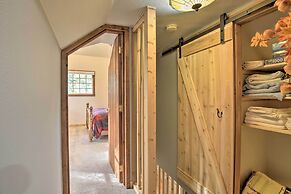 The Sundance Cottage w/ Patio - Near Mt Hood!