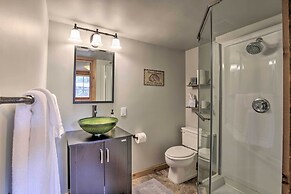 The Sundance Cottage w/ Patio - Near Mt Hood!