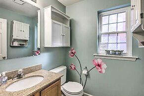 Hot Tub, Lake Access: Serene Albrightsville Home!