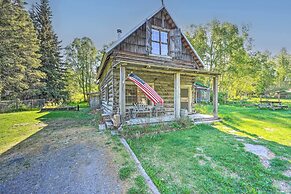 Historic Century-old Cabin in Downtown Hope