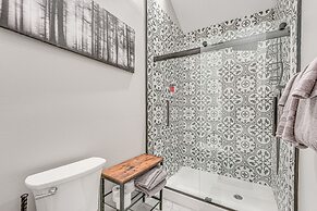 Branson Condo w/ Resort Amenities & Marina Views!