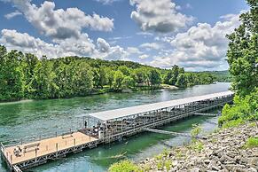 Branson Condo w/ Resort Amenities & Marina Views!