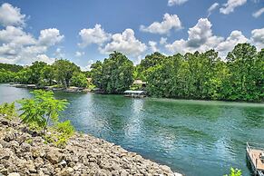 Branson Condo w/ Resort Amenities & Marina Views!
