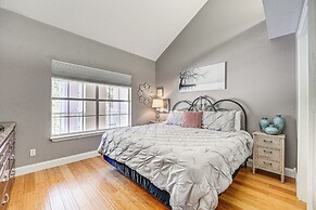 Branson Condo w/ Resort Amenities & Marina Views!