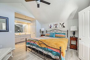 Branson Condo w/ Resort Amenities & Marina Views!